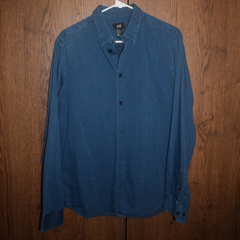 H&M Slim Fit Button Up Shirt